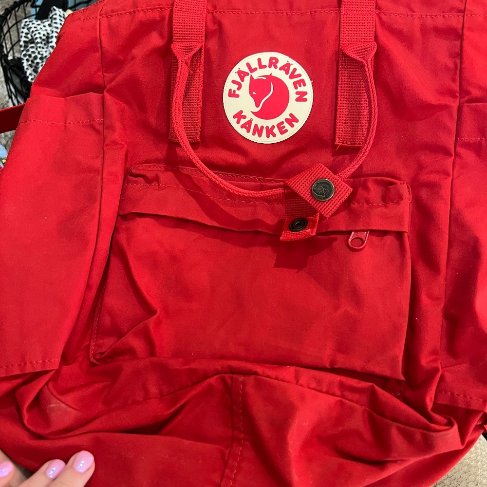 Fjallraven Women's Kanken Backpack